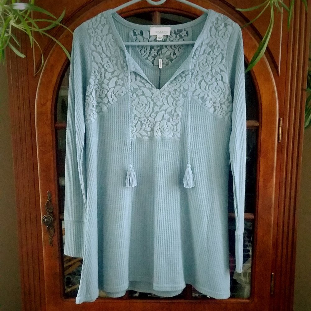 Symmetry Women's Flared Waffle Weave Long Sleeve Top with Lace Insets NWT -- S